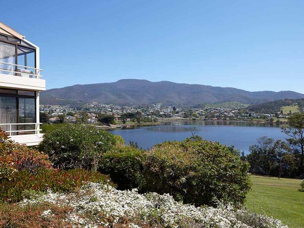 Retirement living in Hobart