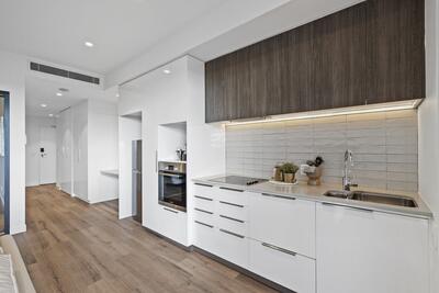 1117/2 Symphony Way