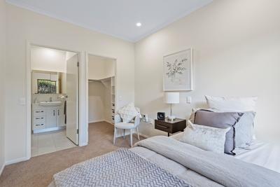 16/100 Albany Creek Road