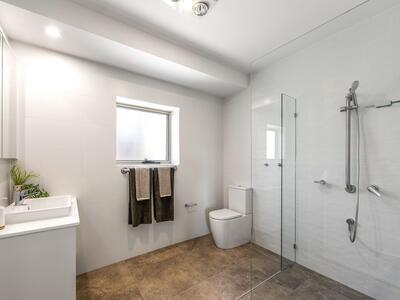 IC/030 Ibis Crescent