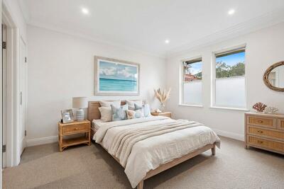 90/6 Hale Road