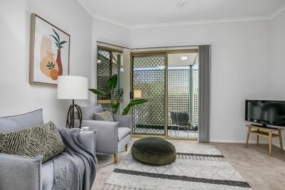 3/100 Albany Creek Road