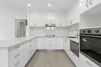 93/62-76 Cavanagh Street