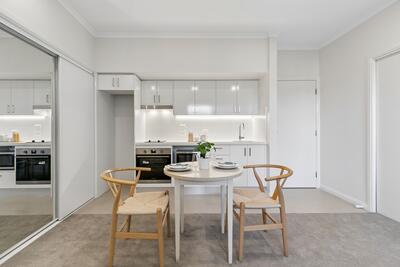 13/6 Melville Park Drive