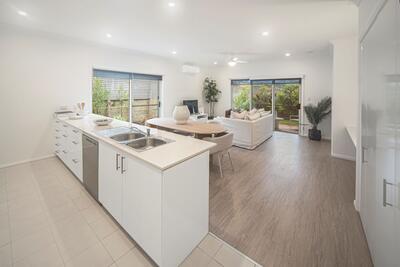 123/62 Island Point Road
