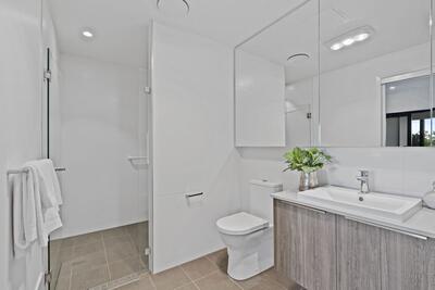 1117/2 Symphony Way