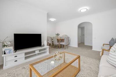 158/42 Roma Road