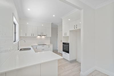 57/83 Freeth Street West