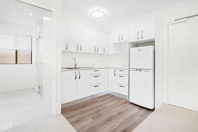 243/2 Ulmarra Place