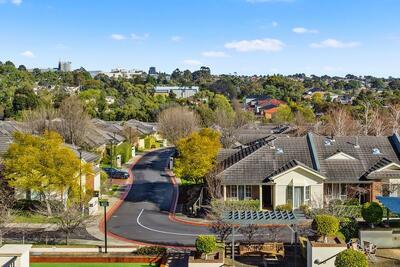 305/37-43 Victoria Street