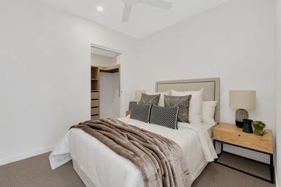 1304/50 Longland Street
