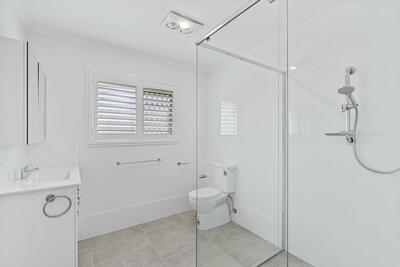 15/112 Whites Road