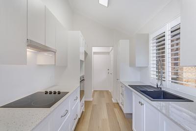 34/10 Minkara Road