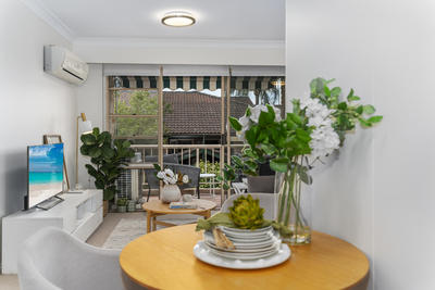 242/2-8 Kitchener Street