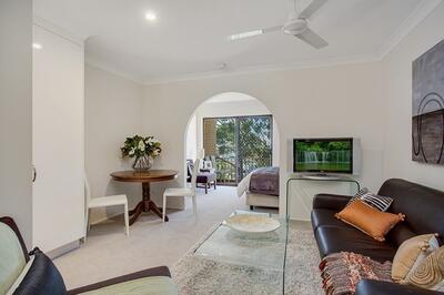 83/4 Beryl Street