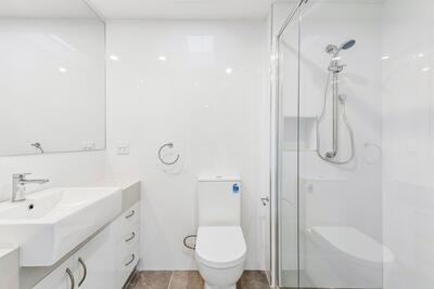 608/300 Pigdon Street