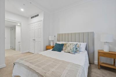 229/10 Minkara Road