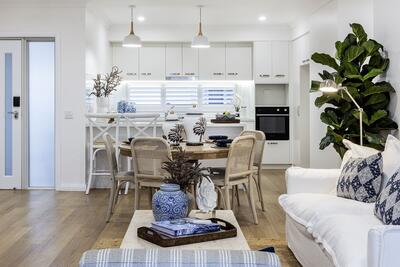 MS/014 Moorhen Street