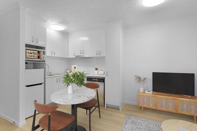 251/1-3 Ingram Place