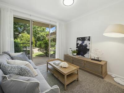 212/2-8 Kitchener Street