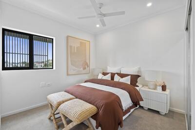 E303/469 Sandgate Road