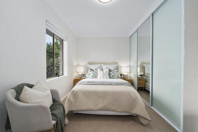 242/2-8 Kitchener Street