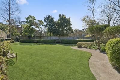 82/2-8 Kitchener Road