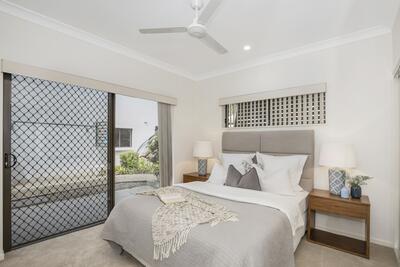 F25/61 Explorer Drive