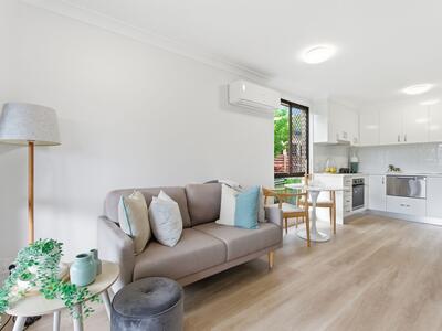 29/239 McCullough Street