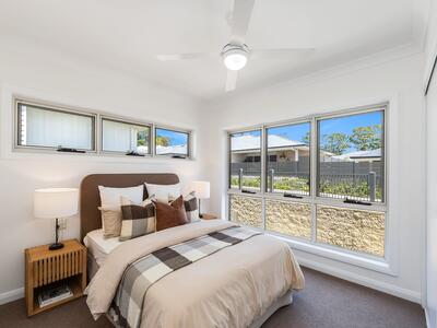 IC/030 Ibis Crescent