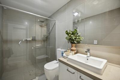 130/51 Lomandra Way