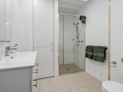 240/2 Ulmarra Place