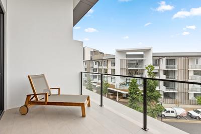 1310/2 Symphony Way