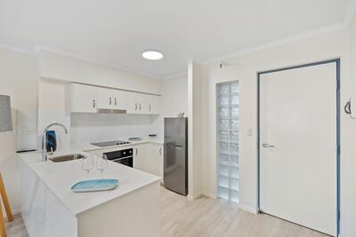 318/61 Explorer Drive