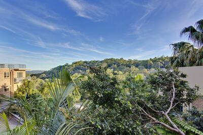 154/10 Minkara Road