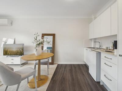 241/2-8 Kitchener Street