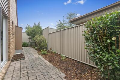 2/6 Melville Park Drive