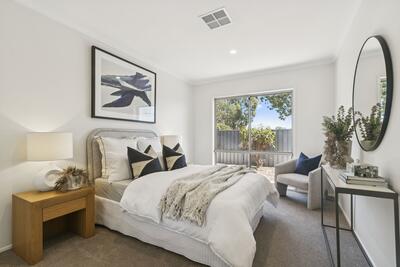 164/2 Rochester Parade