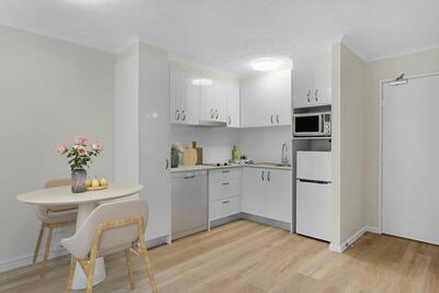 243/1-3 Ingram Place