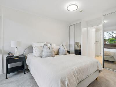 228/2 Ulmarra Place