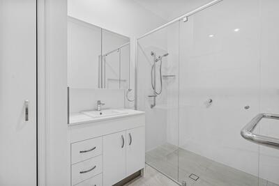 128/83 Freeth Street West