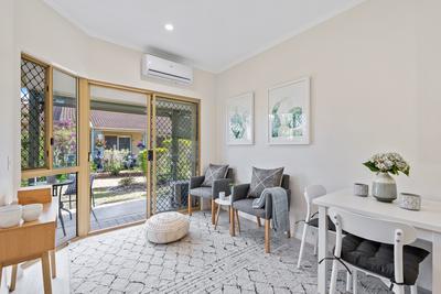 16/100 Albany Creek Road