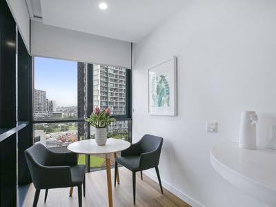 908/50 Longland Street