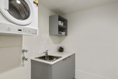 M202/469 Sandgate Road