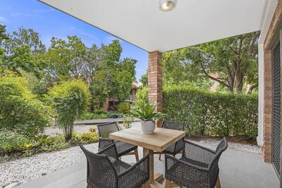 F25/61 Explorer Drive