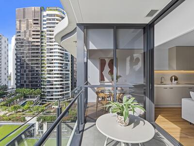 908/50 Longland Street