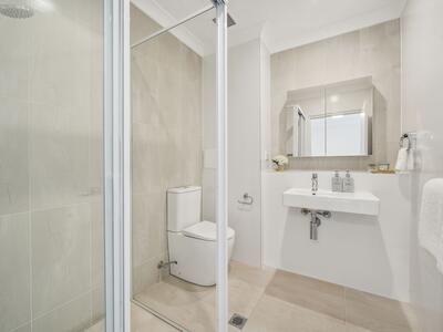 241/2-8 Kitchener Street