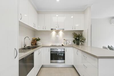 2/6 Melville Park Drive