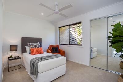 4/5 Mildura Drive