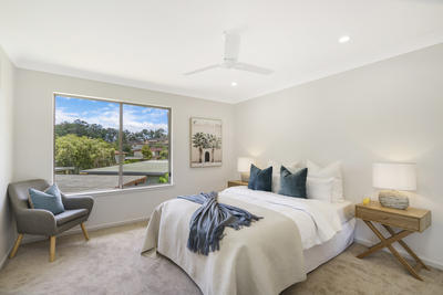 8 Oasis Walk/1 Ingram Place